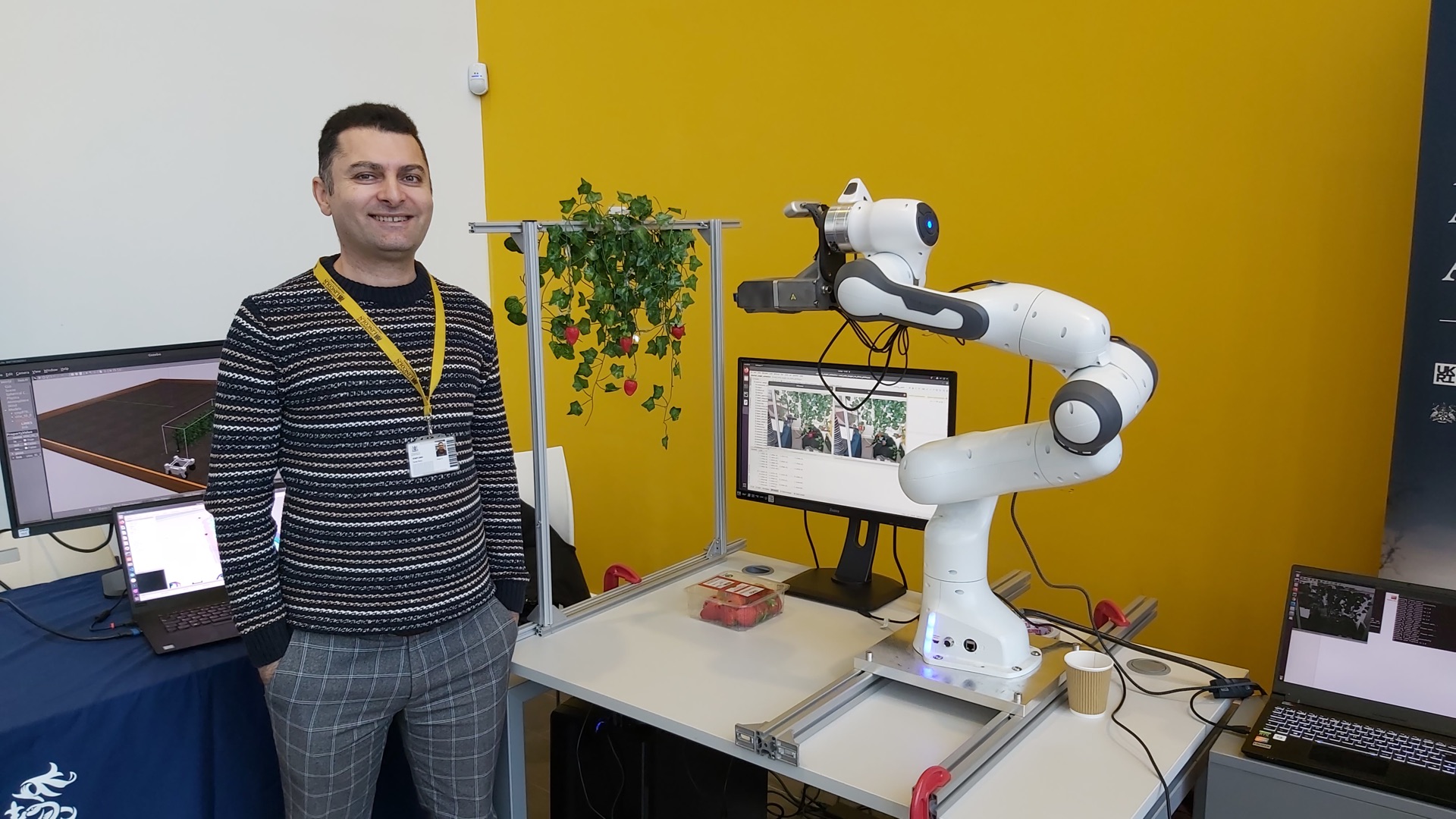 Dr Soran Parsa exhibiting Robofruit during the British Science Week event. 
